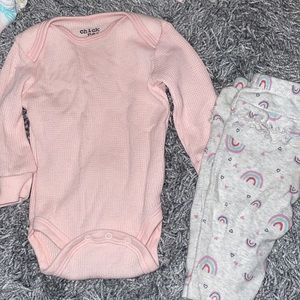 2/$8 0-3 months chick pea & carters set
